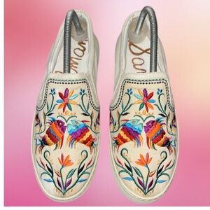 Sam Edelman slip on sneakers beautiful fish & floral pattern multi colored 10.